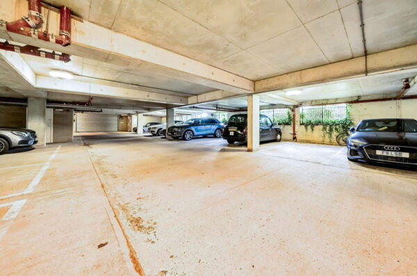 Kipling Close, Warley, CM14