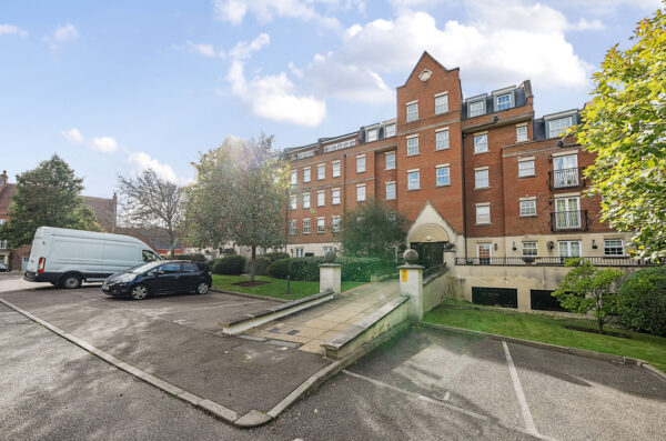 Kipling Close, Warley, CM14