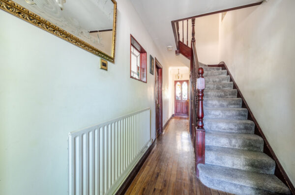 Wayside Avenue, Hornchurch, RM12