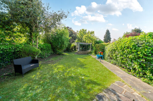 Wayside Avenue, Hornchurch, RM12