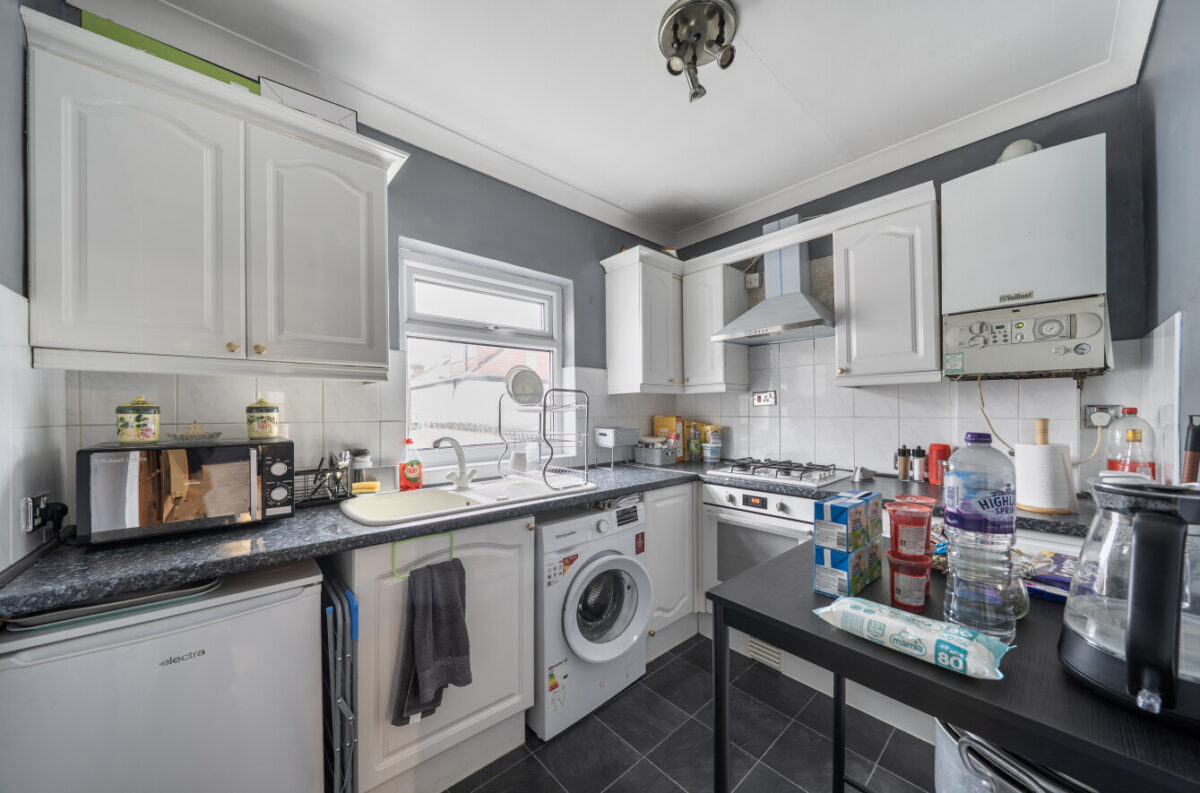 St. Marys Lane, Upminster, RM14