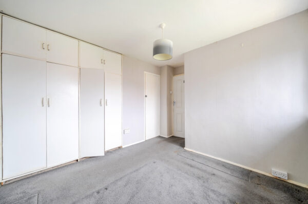 Broadhurst Walk, Rainham, RM13