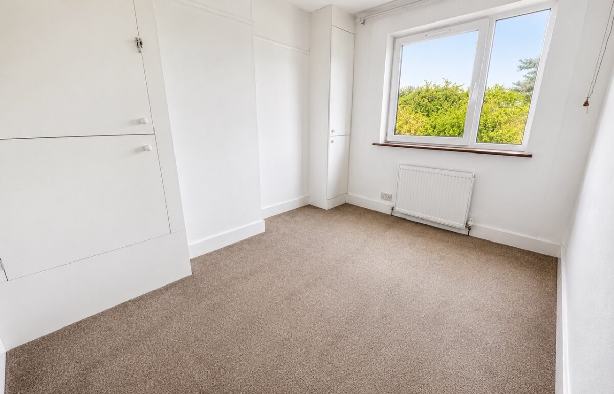 Winstead Gardens, Dagenham, RM10