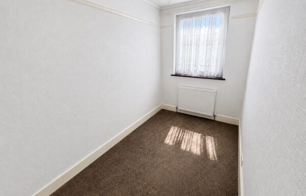 Winstead Gardens, Dagenham, RM10