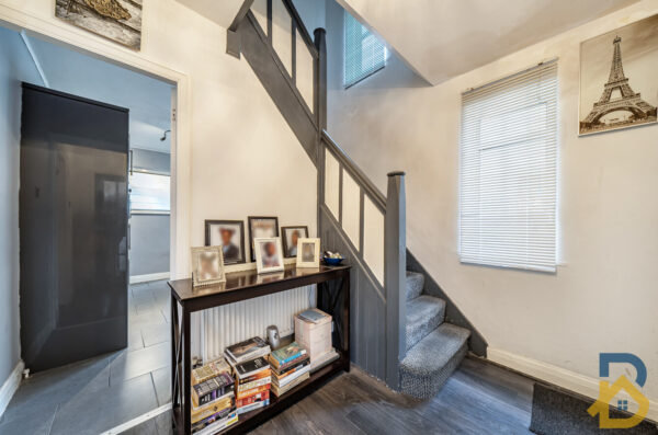 Lancaster Drive, Hornchurch, RM12