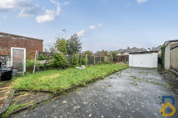 Lancaster Drive, Hornchurch, RM12