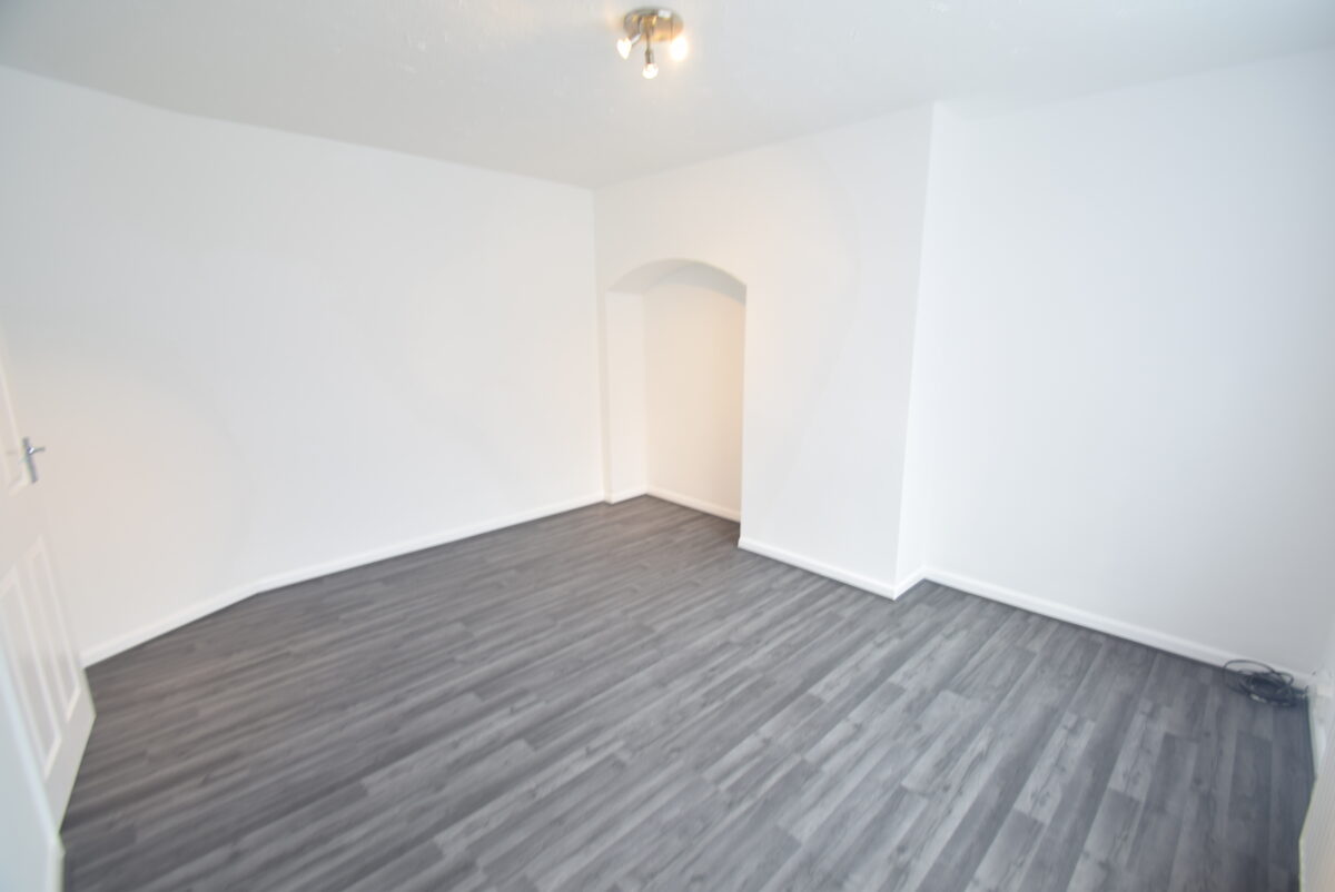 Lodge Avenue, Dagenham, RM8