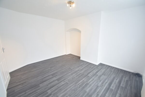 Lodge Avenue, Dagenham, RM8