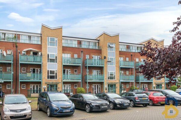 St. Mark's Place, Rivington Court, RM10