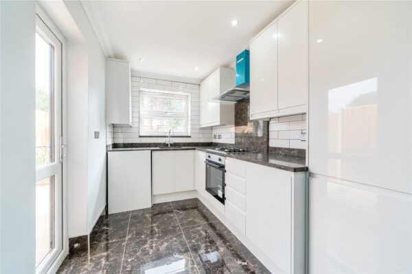 Douglas Road, Hornchurch, RM11