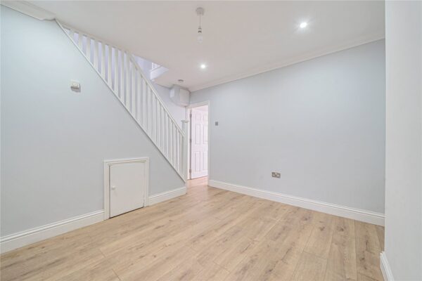 Douglas Road, Hornchurch, RM11