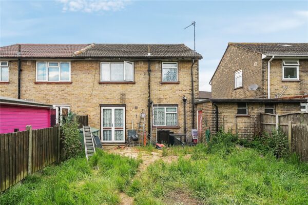 Listowel Road, Dagenham, RM10