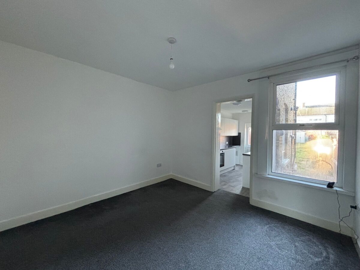 Salisbury Road, Romford, RM2