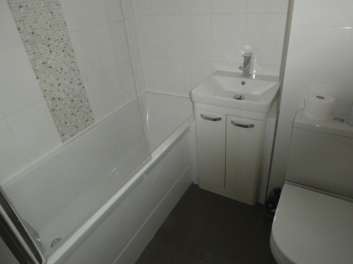 Faymore Gardens, South Ockendon, RM15