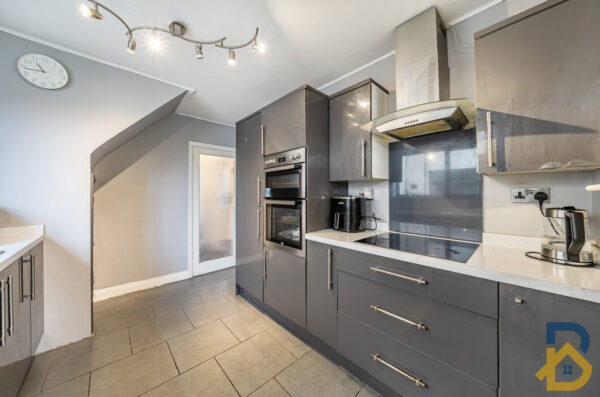 Lancaster Drive, Hornchurch, RM12