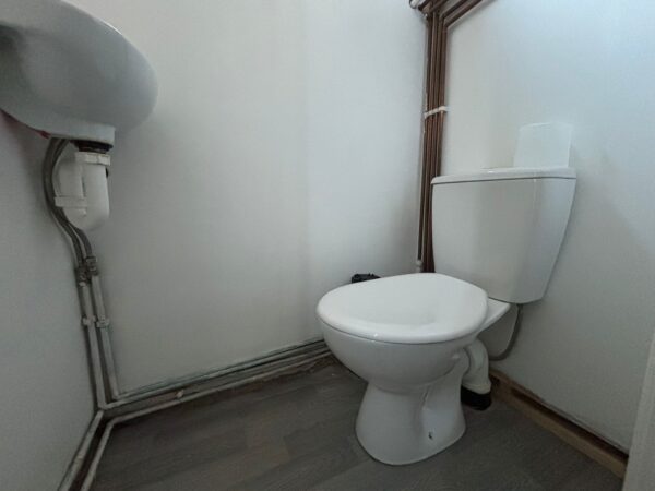 Salisbury Road, Romford, RM2