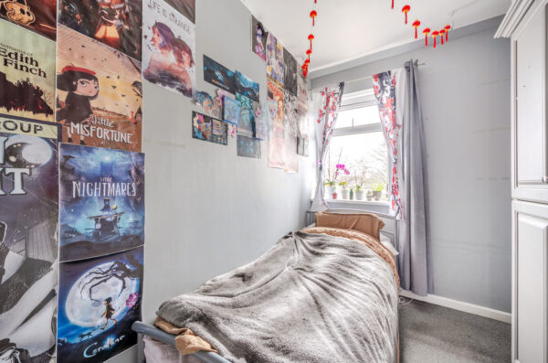 Valence Wood Road, Dagenham, RM8