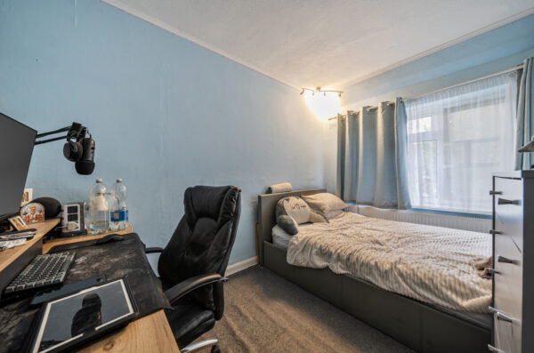 Langley Crescent, Dagenham, RM9