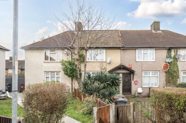 Langley Crescent, Dagenham, RM9