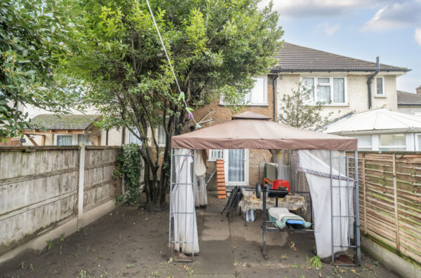 Langley Crescent, Dagenham, RM9