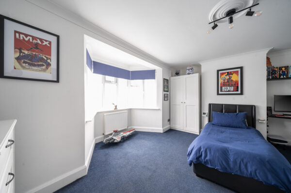 Burnels Avenue, London, E6