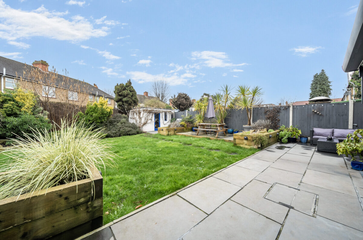 Burnels Avenue, London, E6