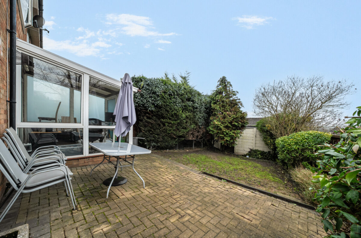 Greenfields, Loughton, IG10