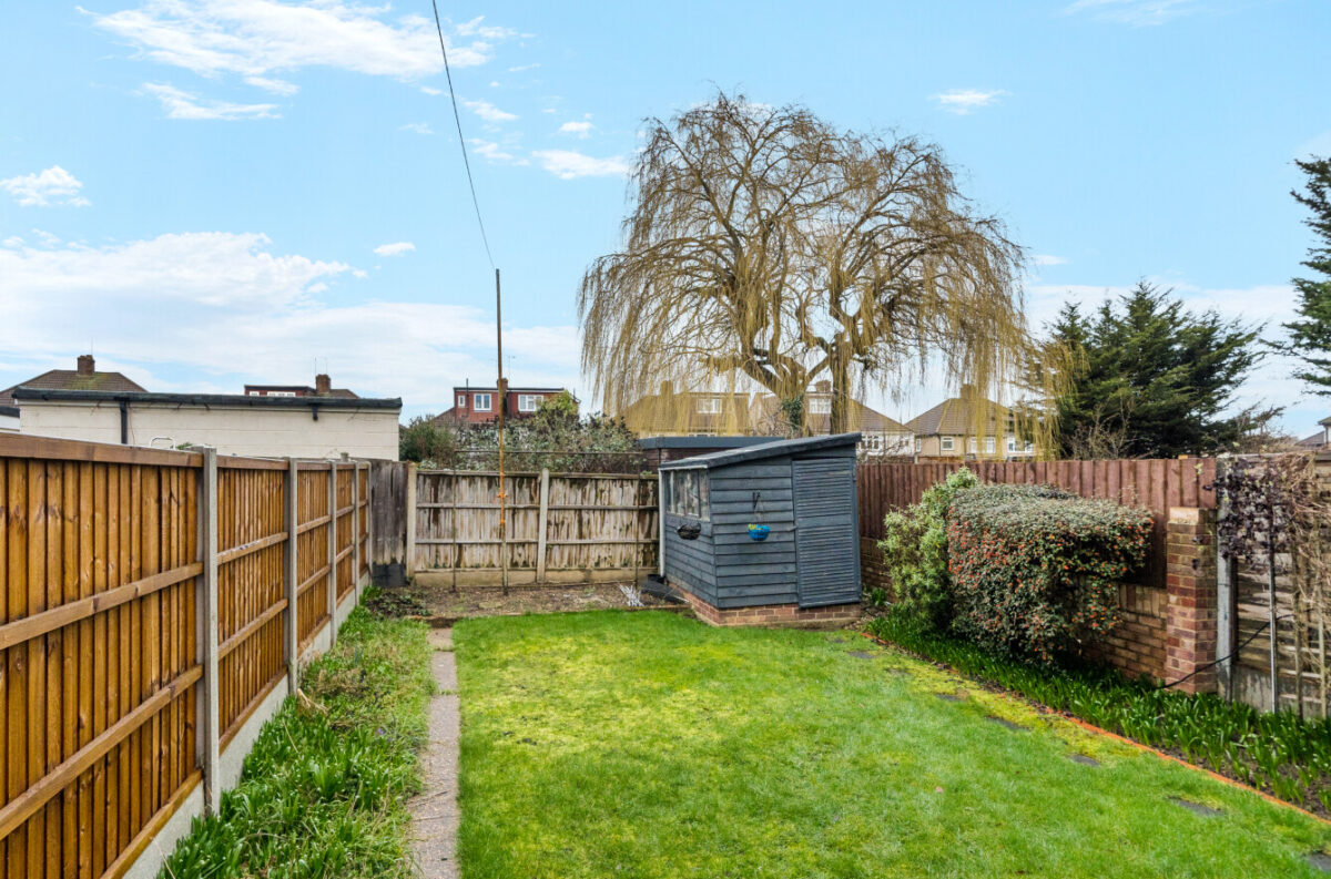 Swan Avenue, Upminster, RM14