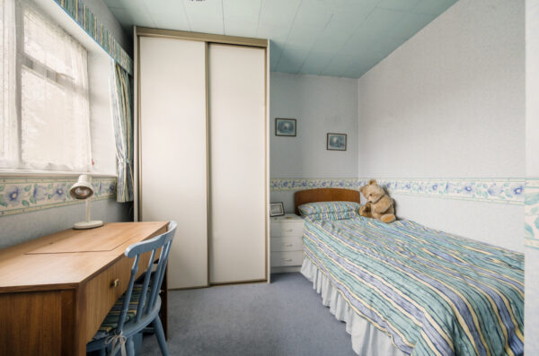 Swan Avenue, Upminster, RM14