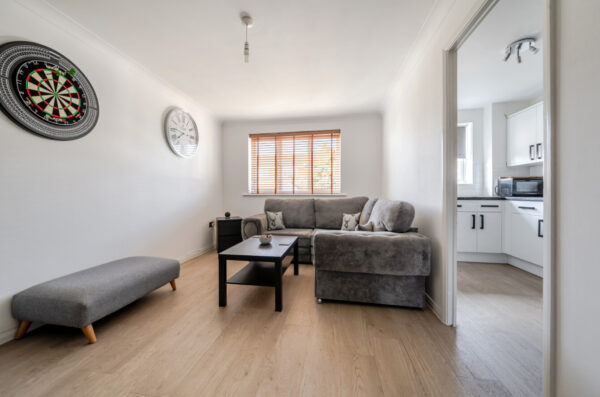 Leston Close, Rainham, RM13