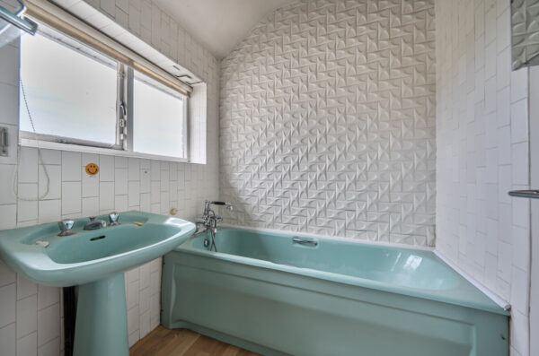 Wingletye Lane, Hornchurch, RM11