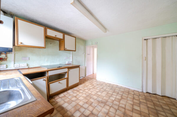 Claremont Road, Hornchurch, RM11