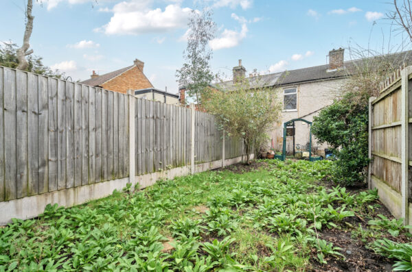 Claremont Road, Hornchurch, RM11