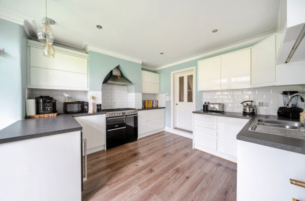 Devonshire Road, Hornchurch, RM12