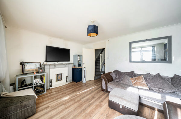 Trowbridge Road, Romford, RM3