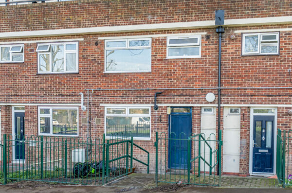 Trowbridge Road, Romford, RM3