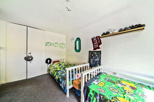 Trowbridge Road, Romford, RM3