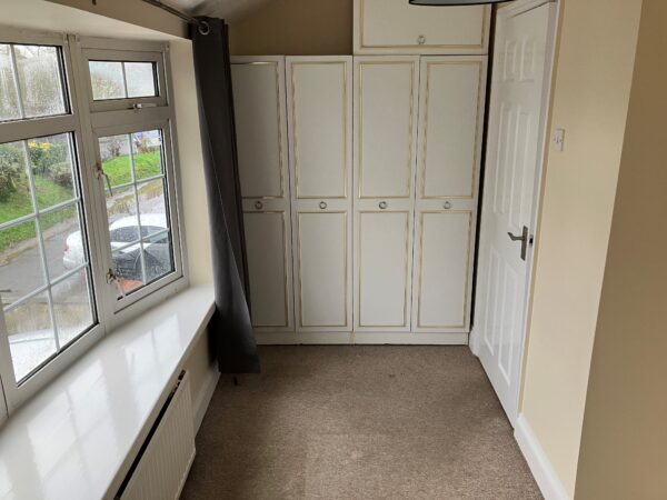 South End Road, Hornchurch, RM12