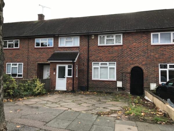 Dagnam Park Drive, Harold Hill, RM3