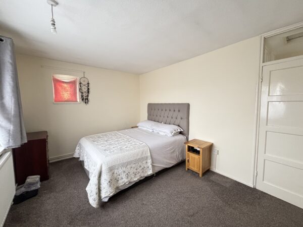 Reynolds Court, Romford, RM6