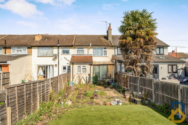 St. Andrews Avenue, Hornchurch, RM12