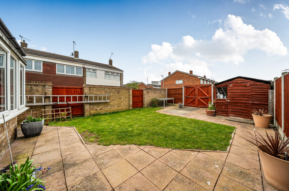 Cormorant Walk, Hornchurch, RM12