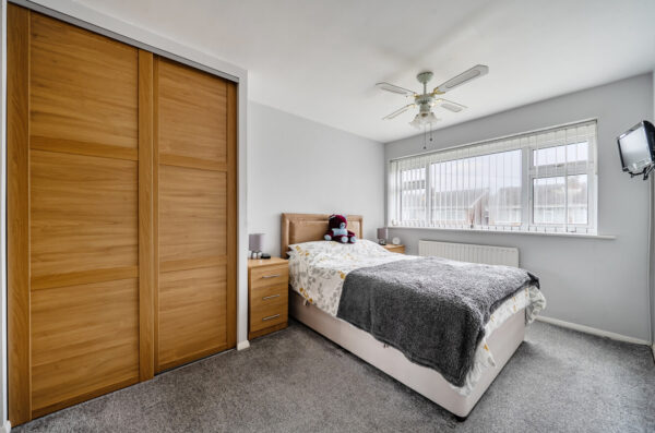 Cormorant Walk, Hornchurch, RM12