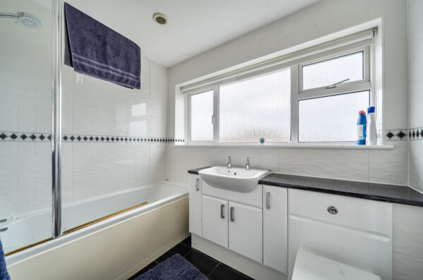 Cormorant Walk, Hornchurch, RM12