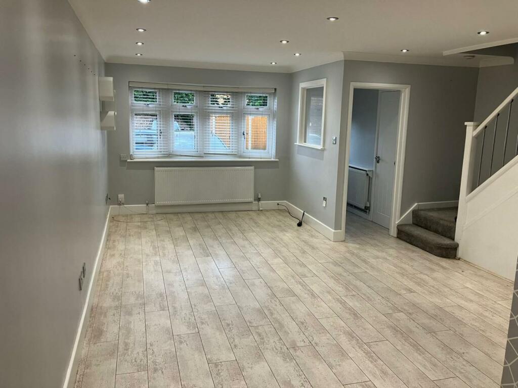 Lynbrook Close, Rainham, RM13