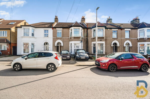 31a Seven Kings Road, Ilford - IG3 8DQ