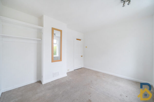 Rugby Gardens, Dagenham, RM9