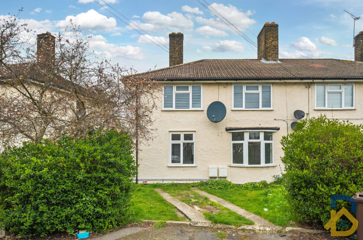 Rugby Gardens, Dagenham, RM9