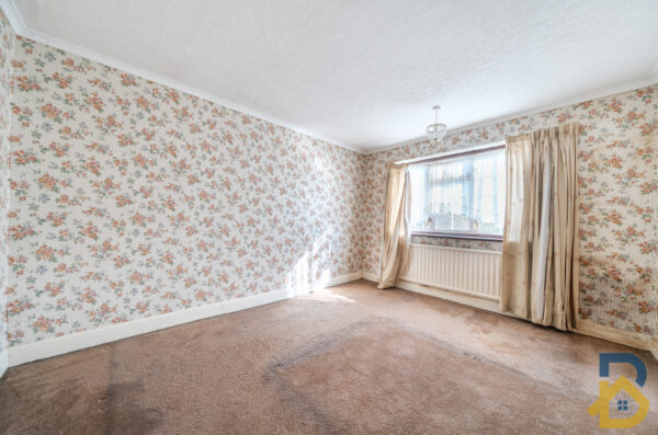 River Drive, Upminster, RM14