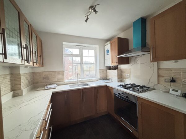 Squirrels Heath Lane, Romford, RM2